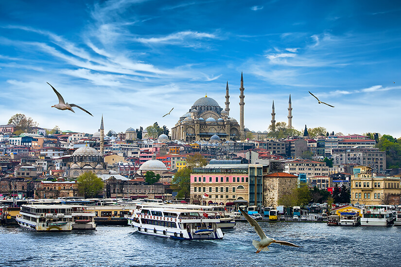 Explore İstanbul with Akko